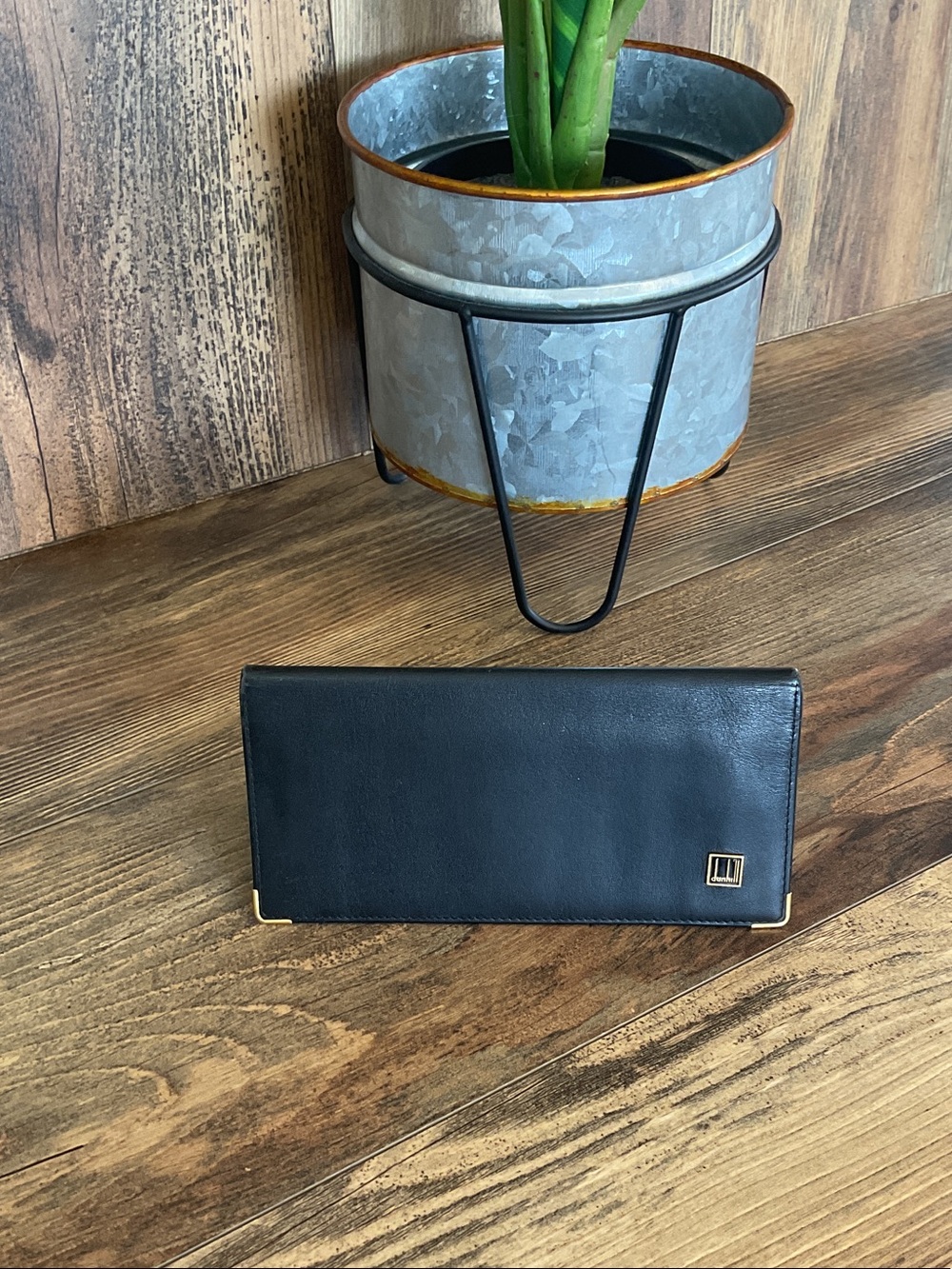 Dunhill Leather Long Wallet Checkbook Cover Authentic T22221